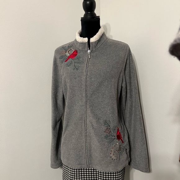 Womens Fleece Sz M Red Cardinals Embroidered Faux Fur Collar Sweater Grandmacore - Picture 5 of 11